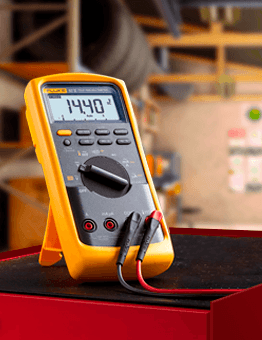Digital Multimeter Basics VR Training based on Fluke 87v